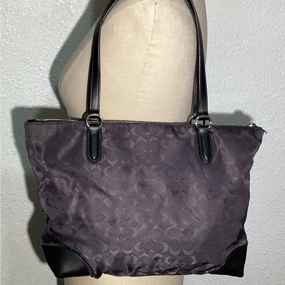 Coach black signature shoulder bag